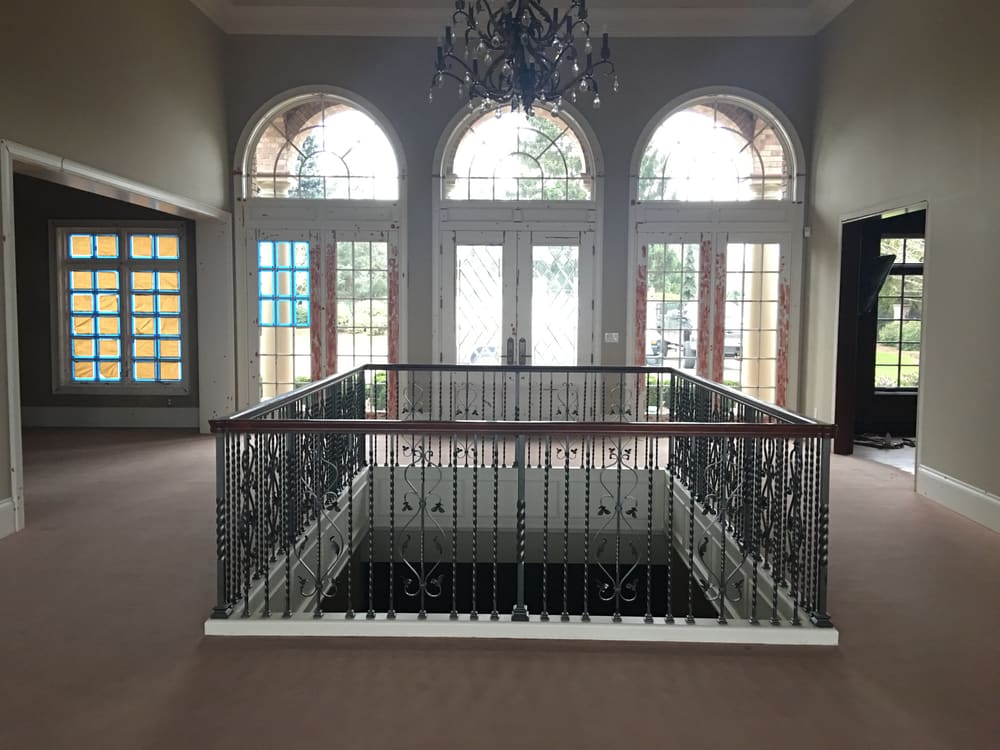 Curved & Grand Stairs