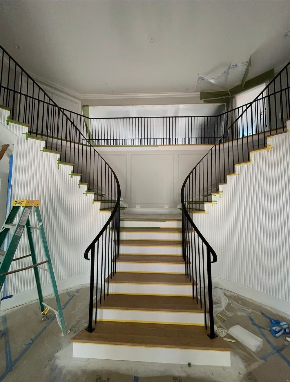 Curved & Grand Stairs