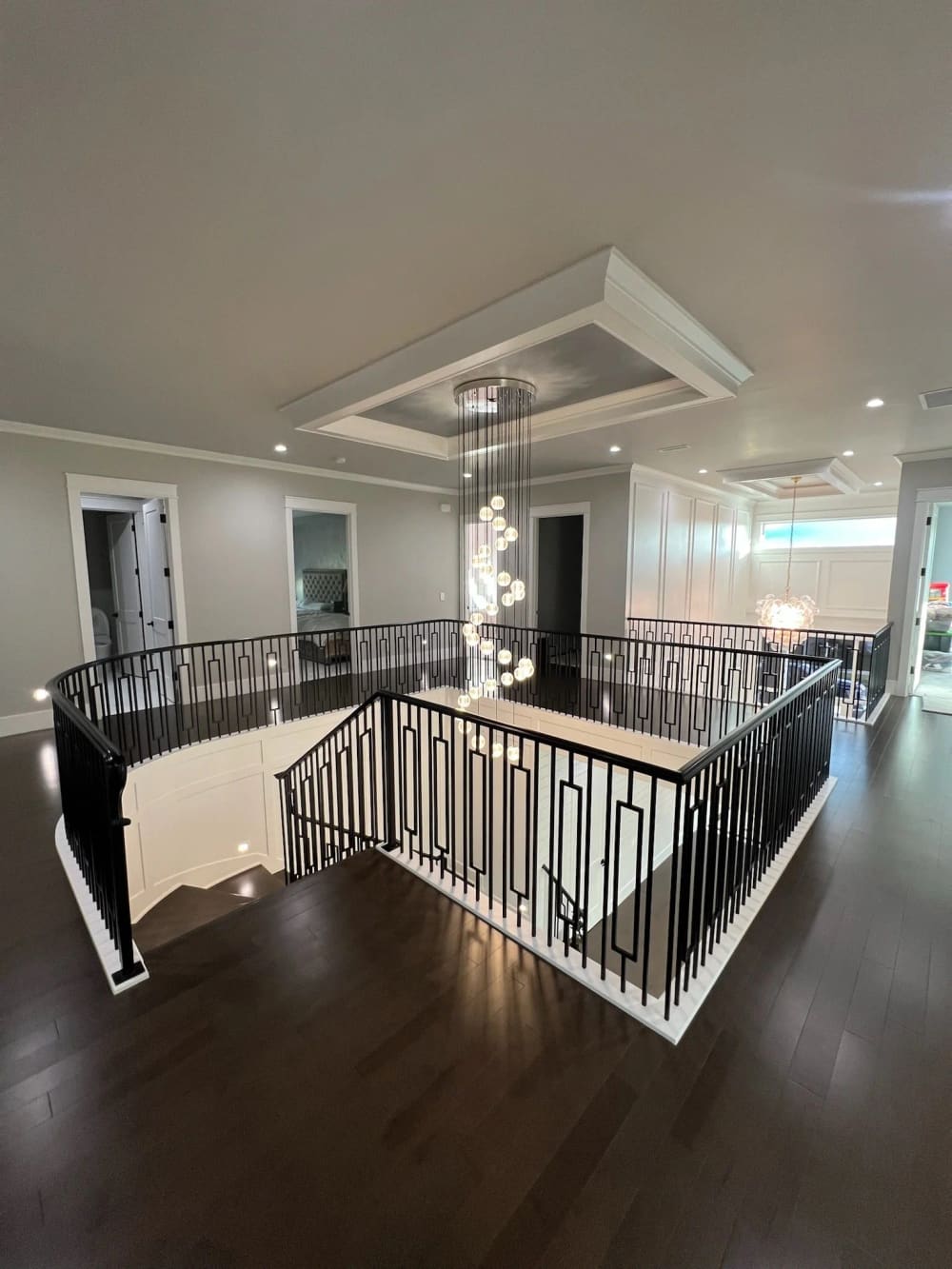 Curved & Grand Stairs