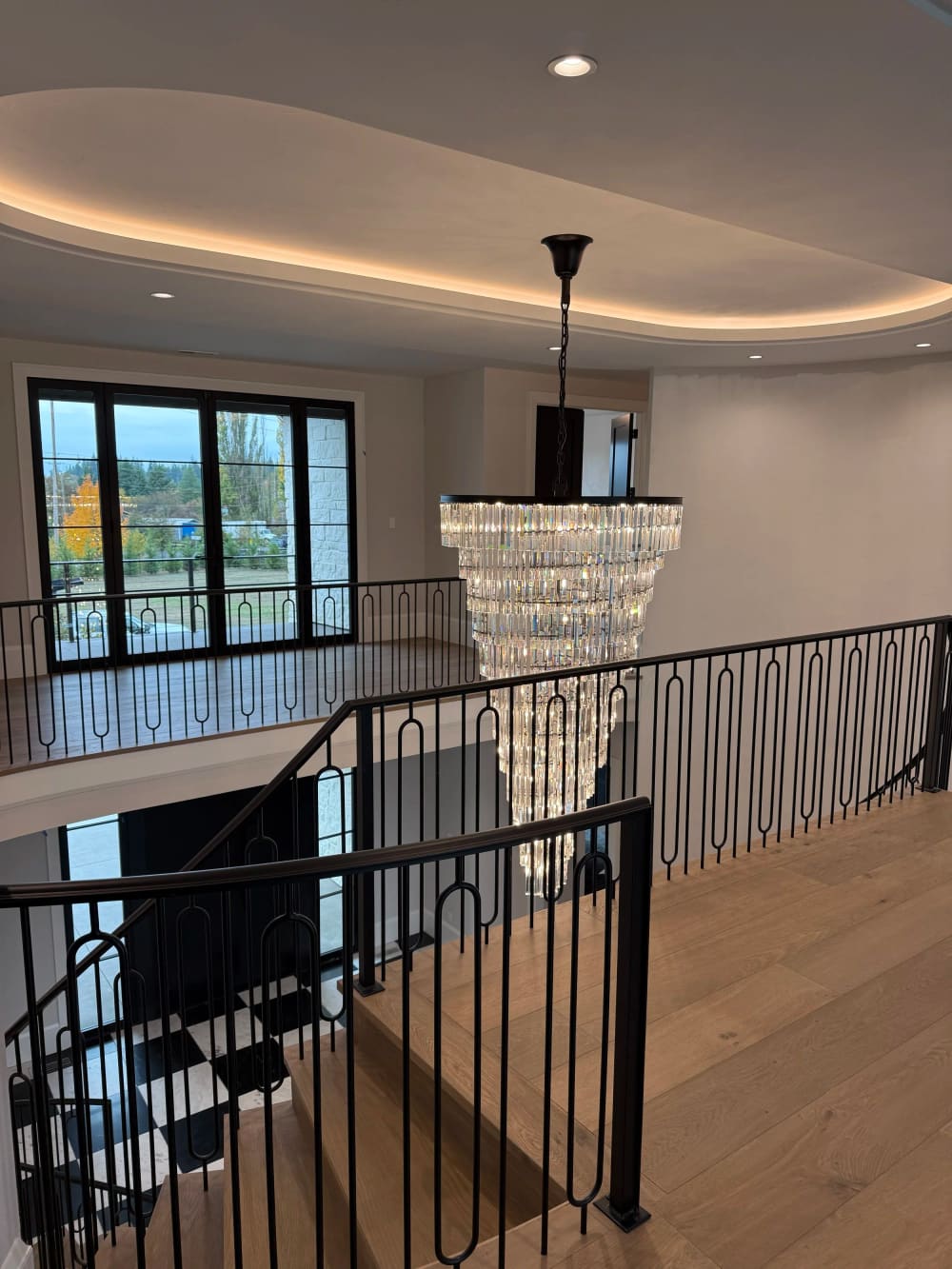 Curved & Grand Stairs