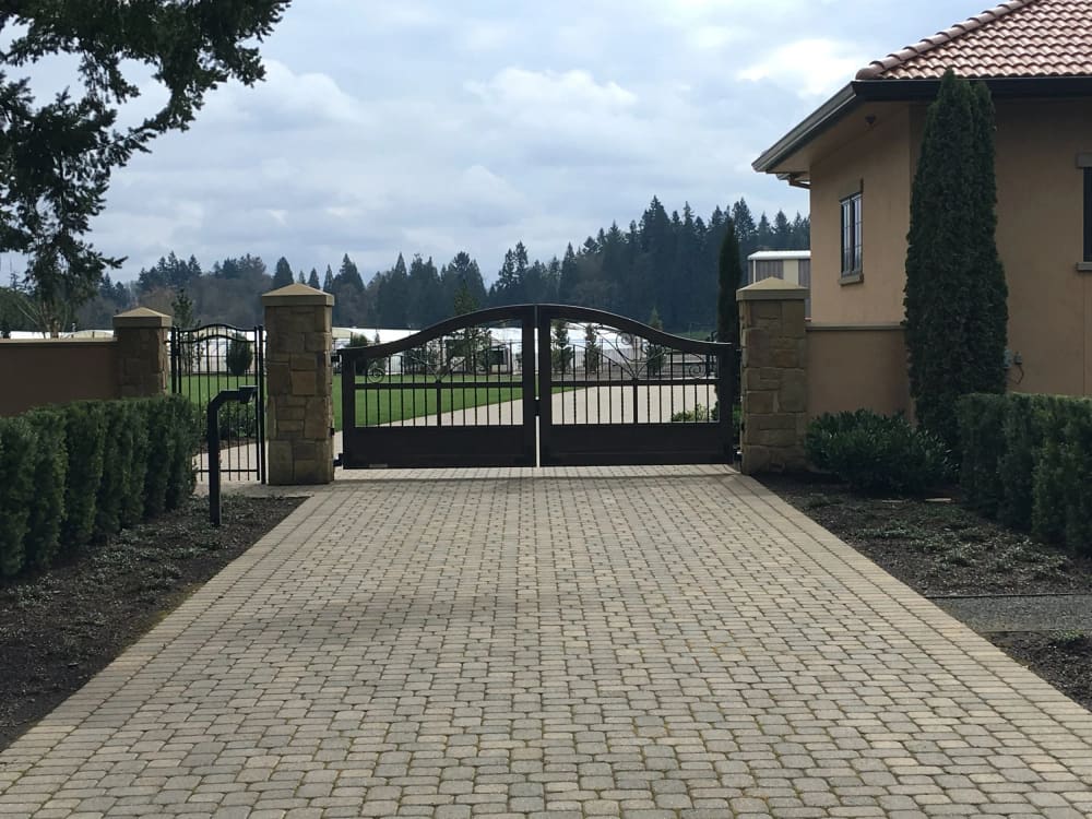 Gates & Fencing