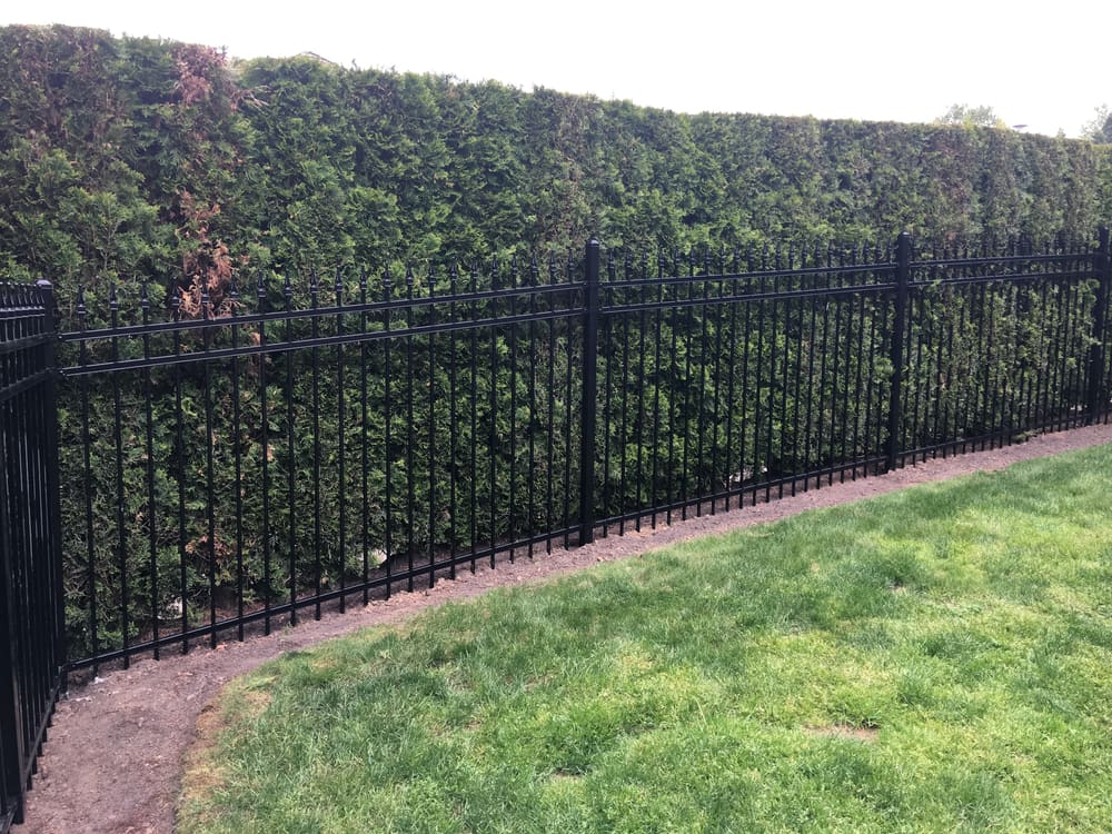 Gates & Fencing