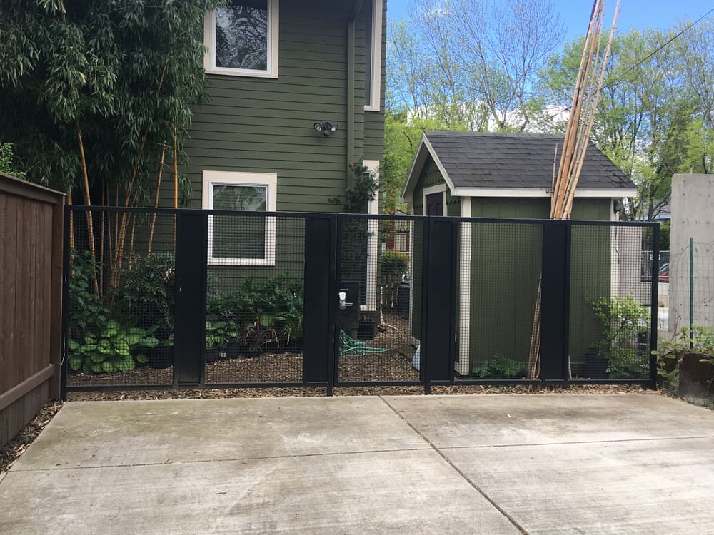 Gates & Fencing