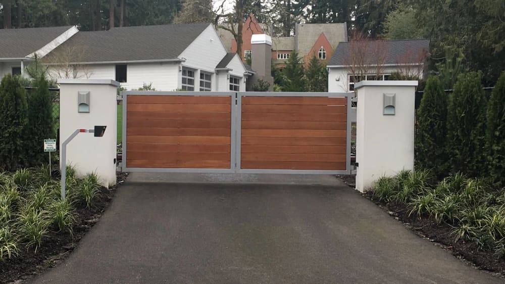 Gates & Fencing